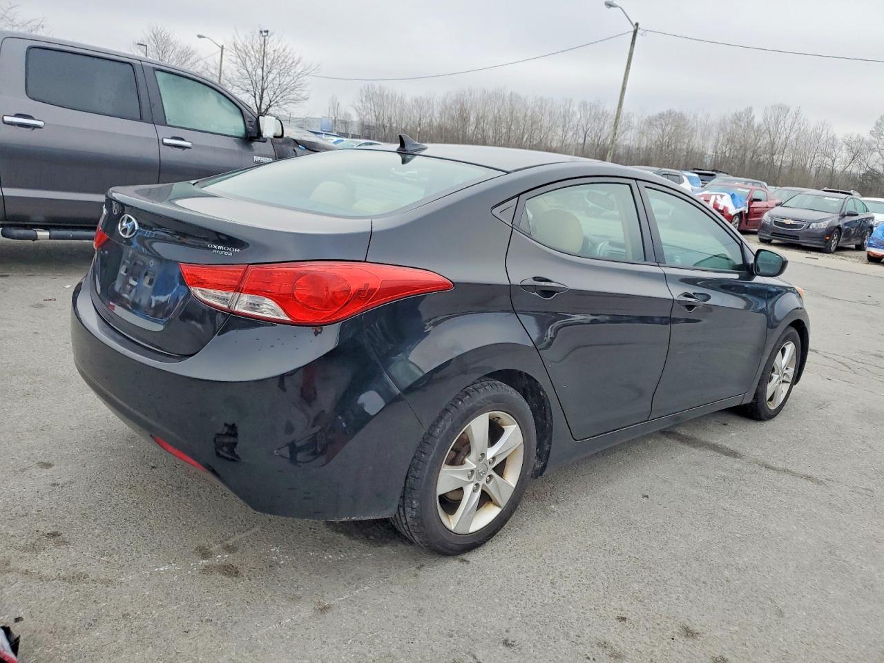 2013 HYUNDAI ELANTRA GLS photo 3