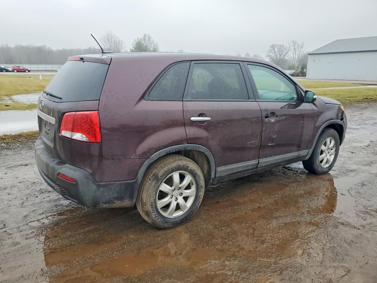 2011 KIA SORENTO BASE photo 5