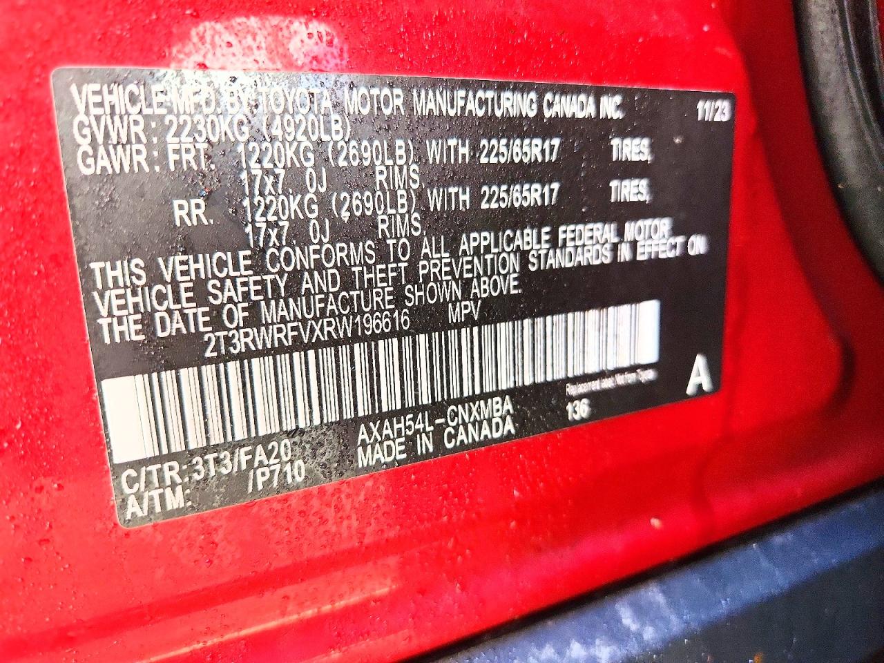 2024 TOYOTA RAV4 XLE photo 13