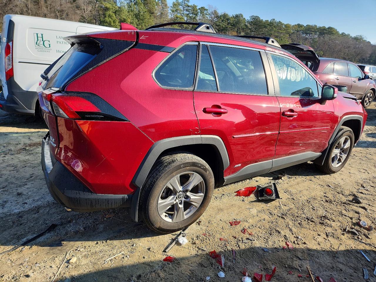 2024 TOYOTA RAV4 XLE photo 3