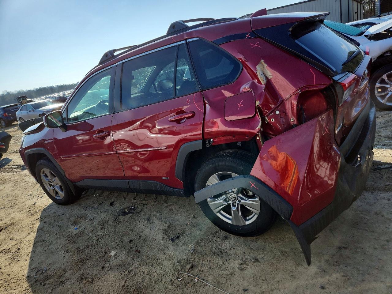 2024 TOYOTA RAV4 XLE photo 2