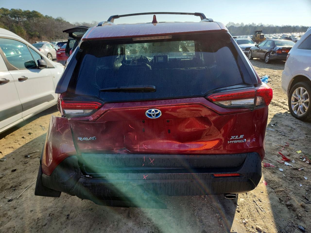 2024 TOYOTA RAV4 XLE photo 6