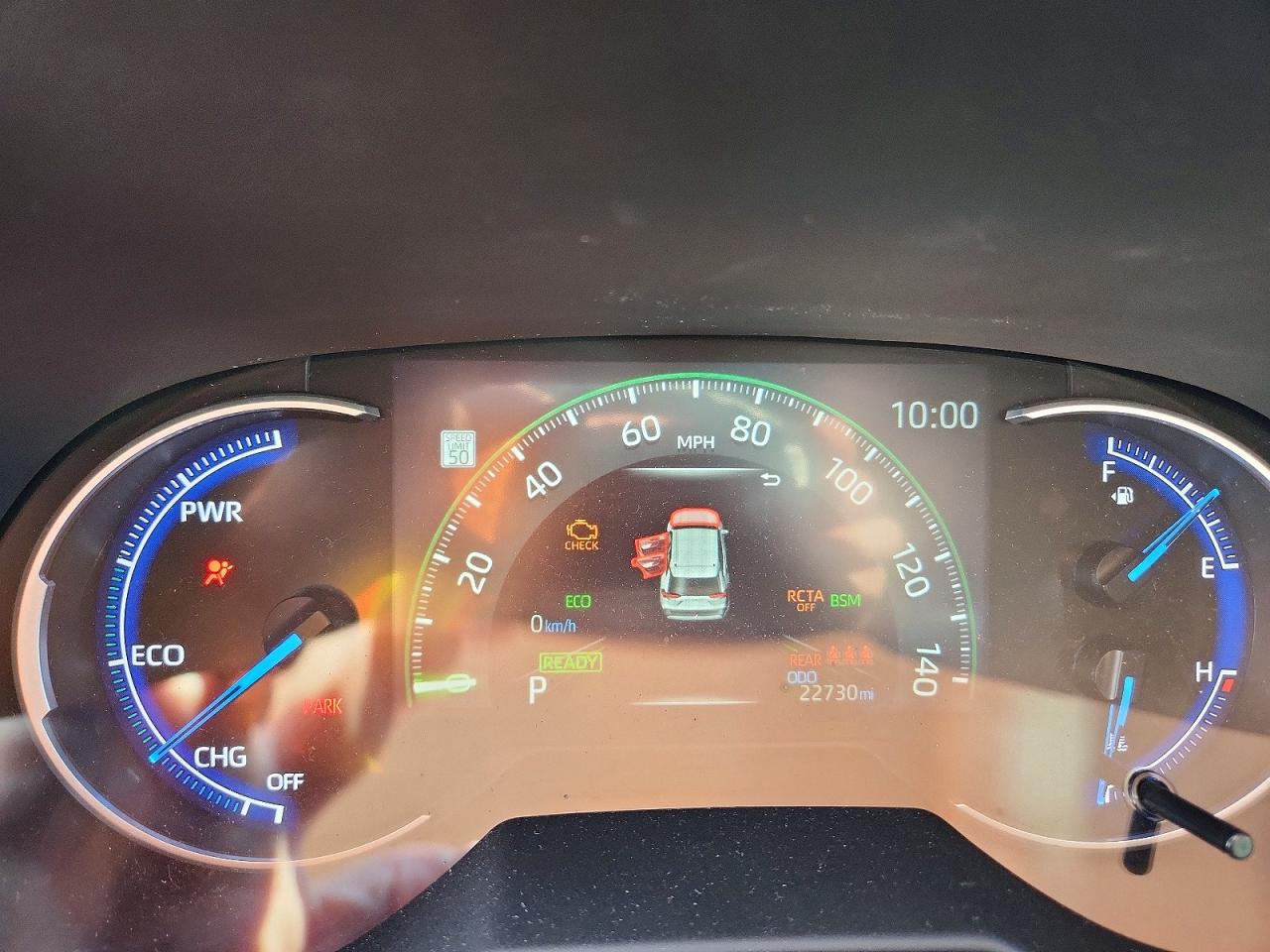 2024 TOYOTA RAV4 XLE photo 9