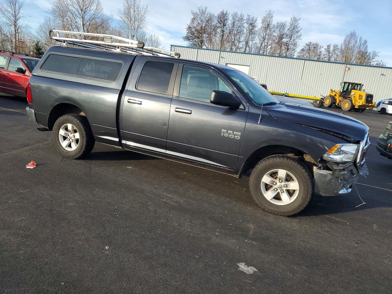 2018 RAM 1500 SLT photo 4