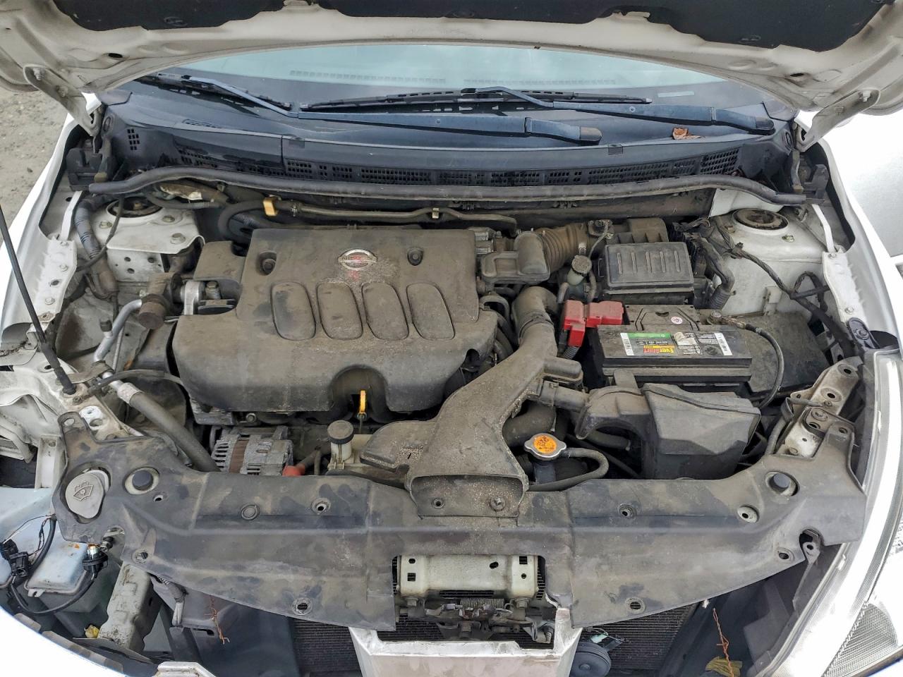 2011 NISSAN VERSA S photo 11