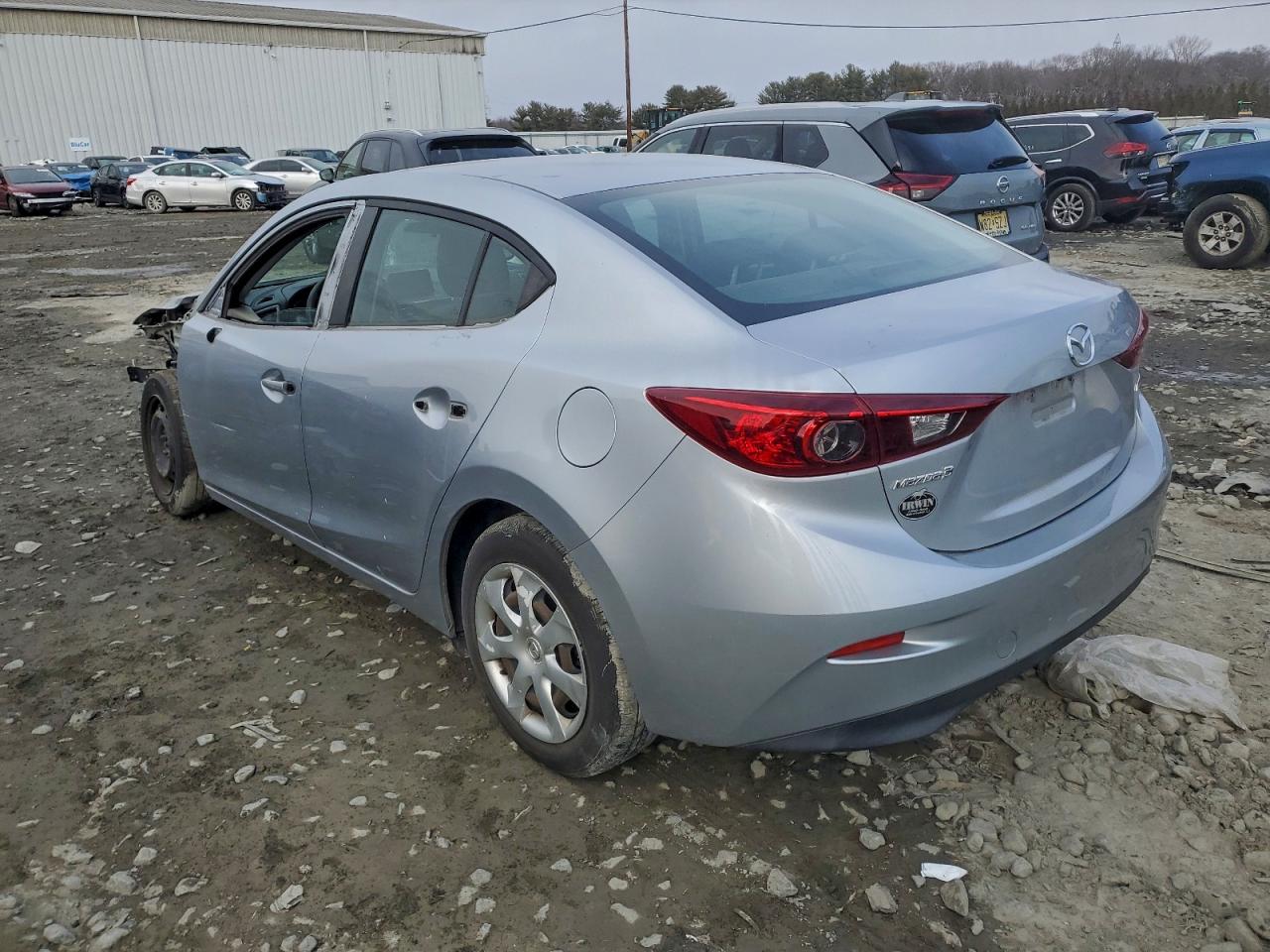 2018 MAZDA 3 SPORT photo 3