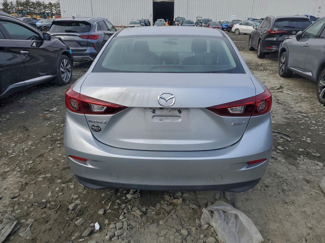 2018 MAZDA 3 SPORT photo 11