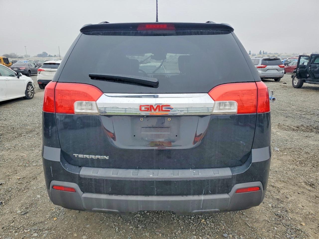 2013 GMC TERRAIN SLT photo 6