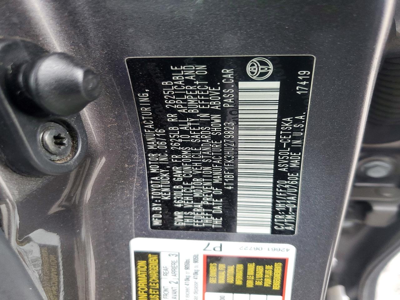 2017 TOYOTA CAMRY LE photo 12