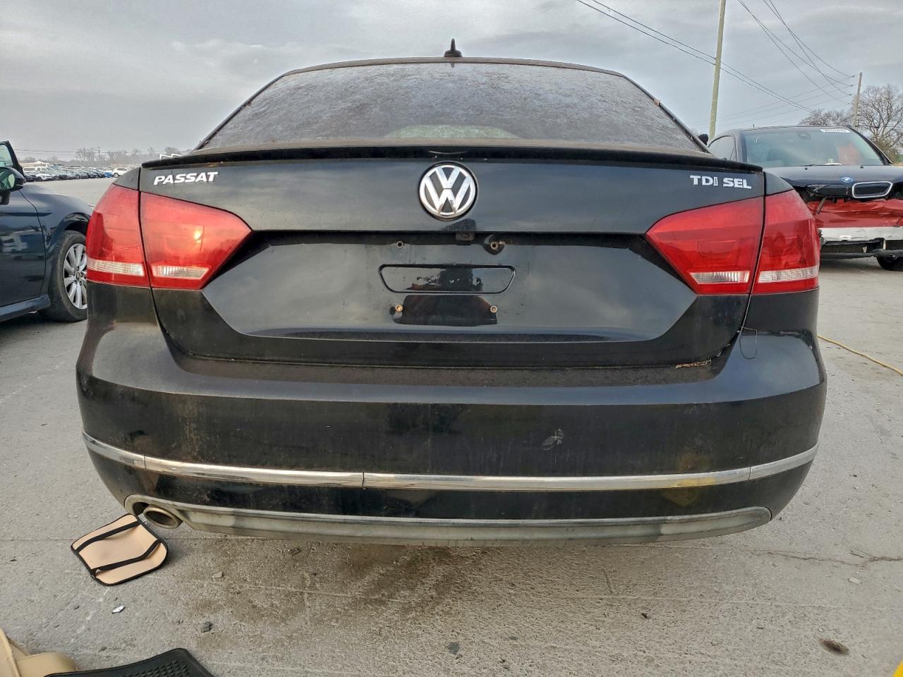 2014 VOLKSWAGEN PASSAT SEL photo 6
