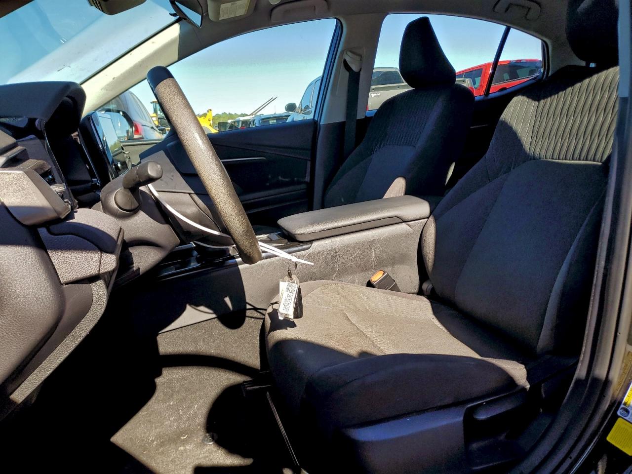 2025 TOYOTA CAMRY XSE photo 7