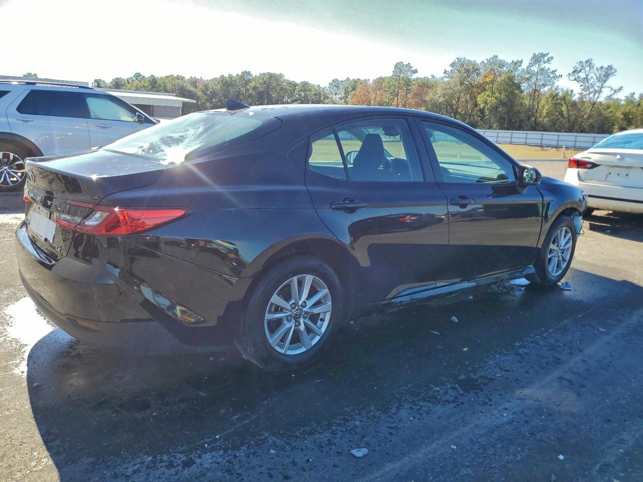 2025 TOYOTA CAMRY XSE photo 3