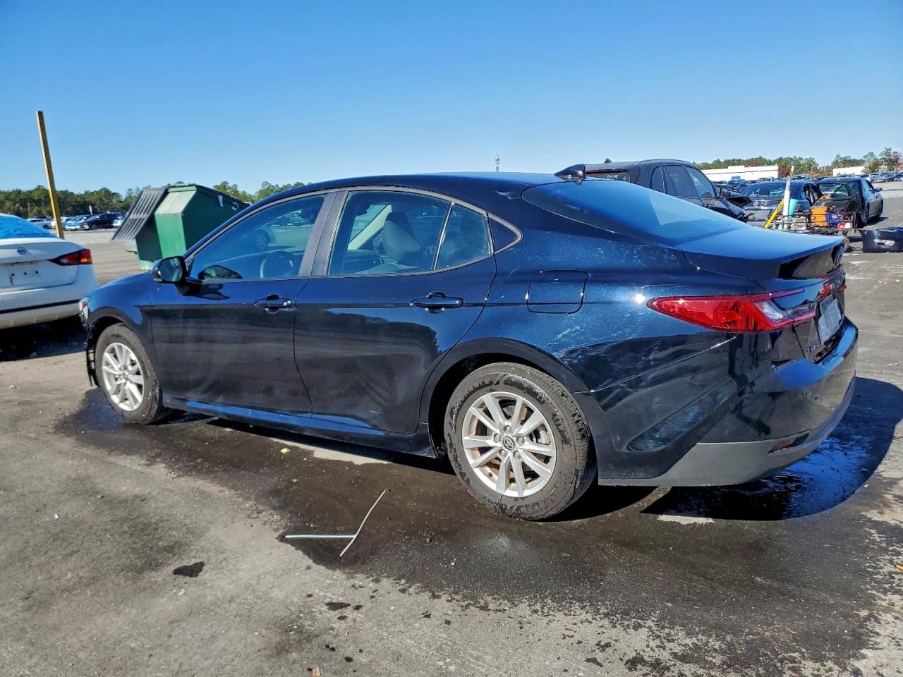 2025 TOYOTA CAMRY XSE photo 2