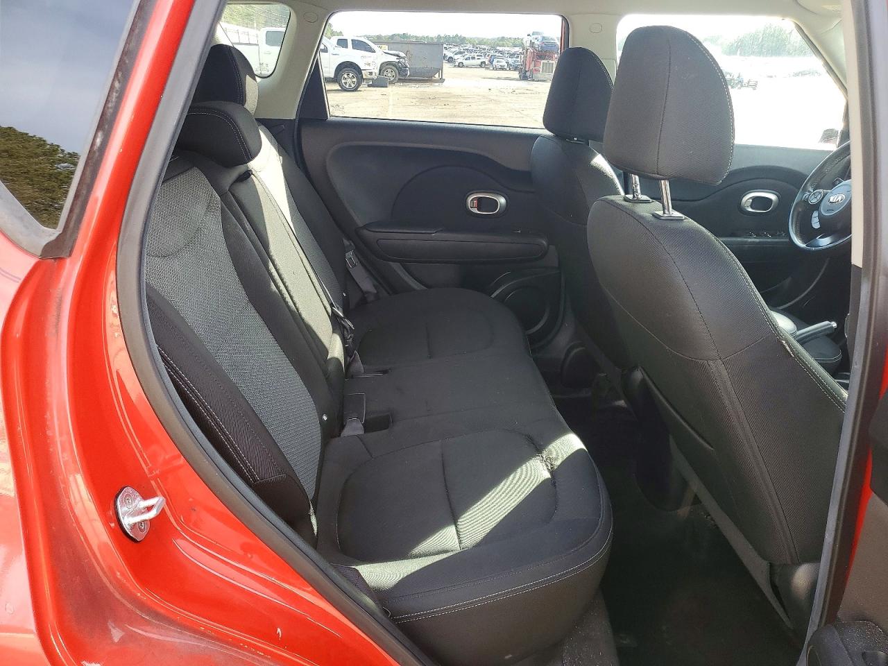 2017 KIA SOUL + photo 28
