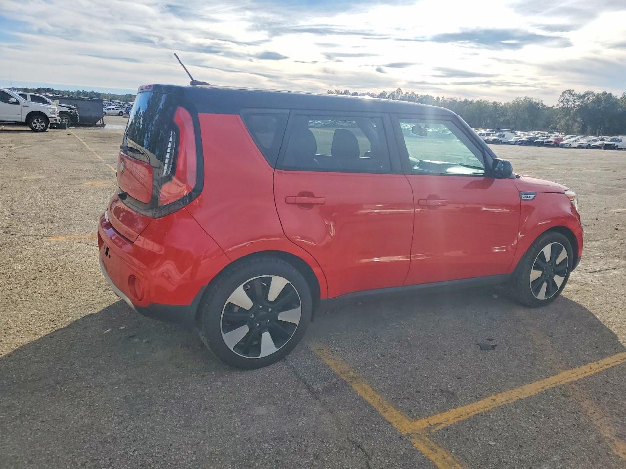 2017 KIA SOUL + photo 7