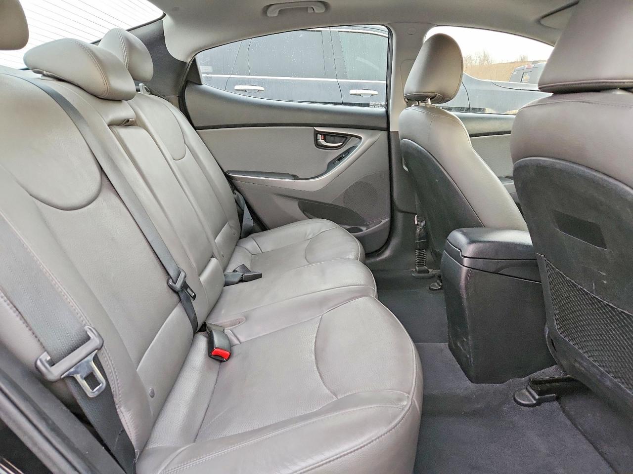 2013 HYUNDAI ELANTRA GLS photo 10