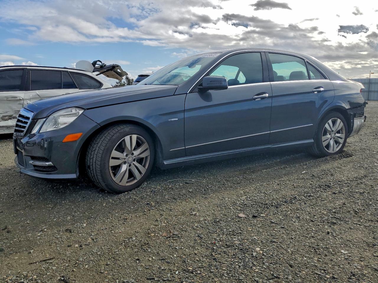 2012 MERCEDES-BENZ E