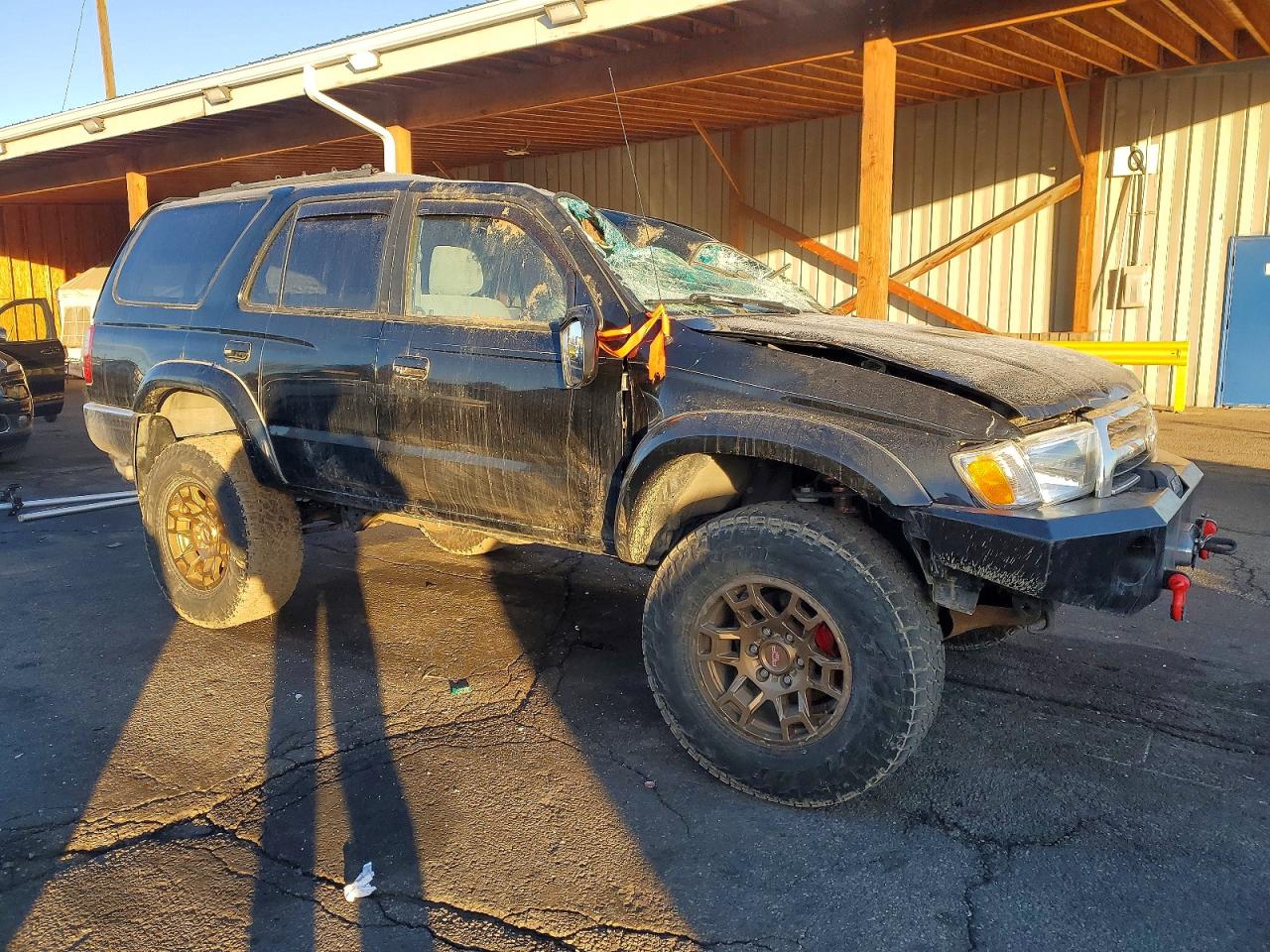 2000 TOYOTA 4RUNNER SR5 photo 4