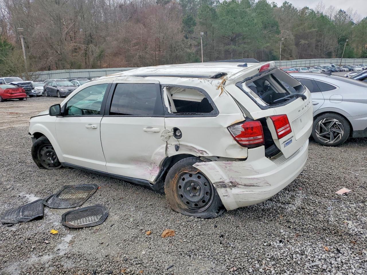 2018 DODGE JOURNEY SE photo 2