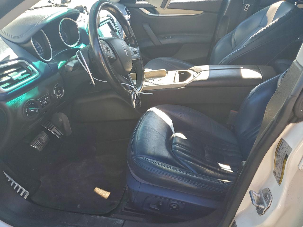 2015 MASERATI GHIBLI photo 19