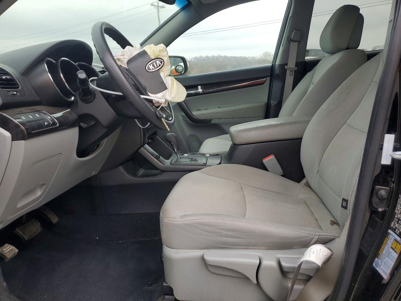 2013 KIA SORENTO LX photo 7