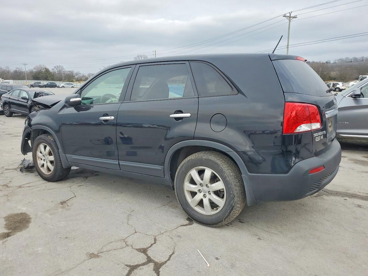 2013 KIA SORENTO LX photo 2