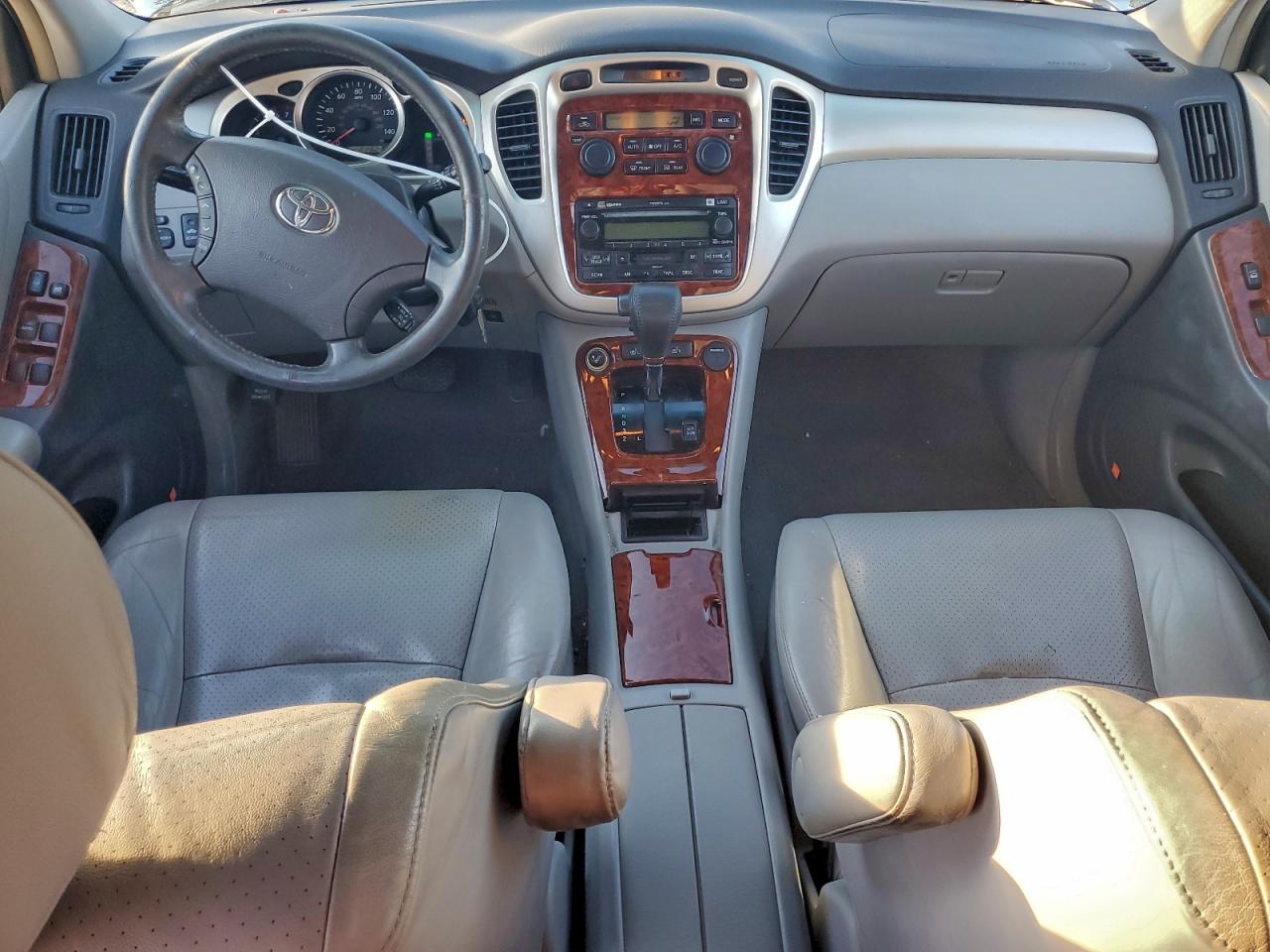 2007 TOYOTA HIGHLANDER SPORT photo 8