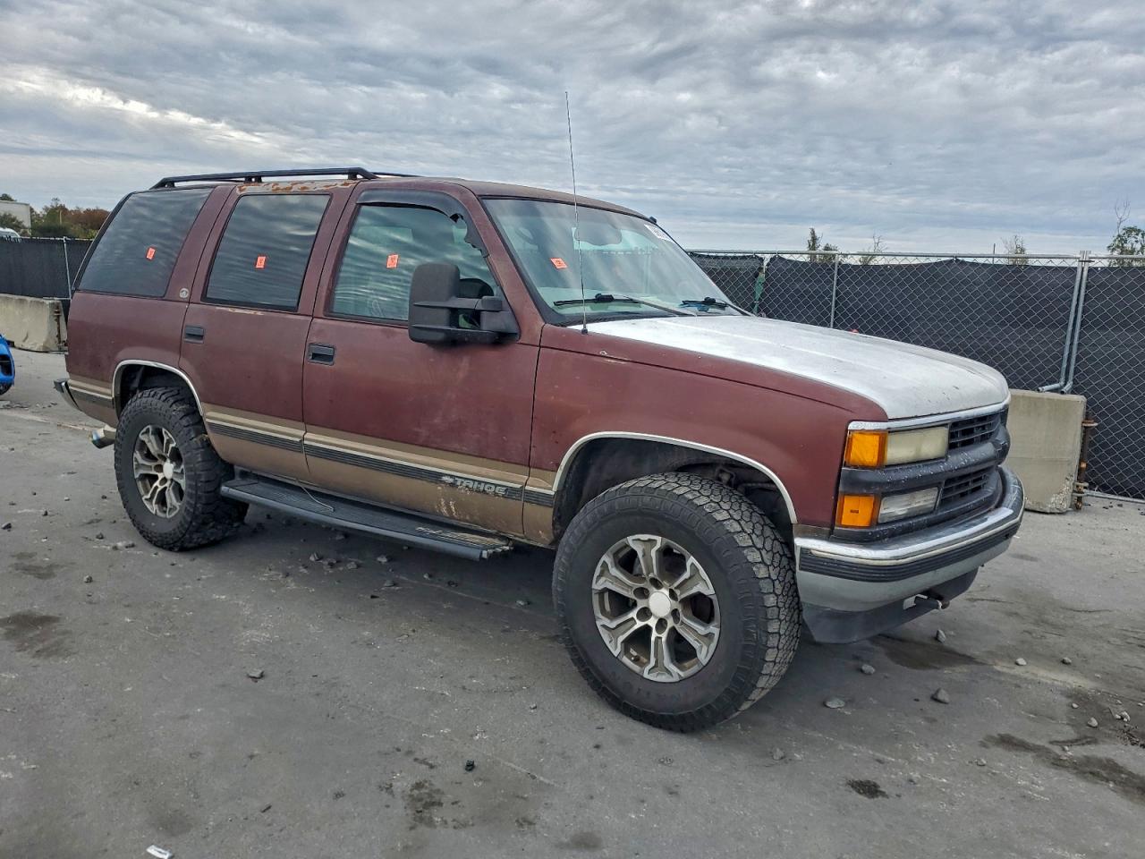 1998 CHEVROLET TAHOE K1500 photo 4