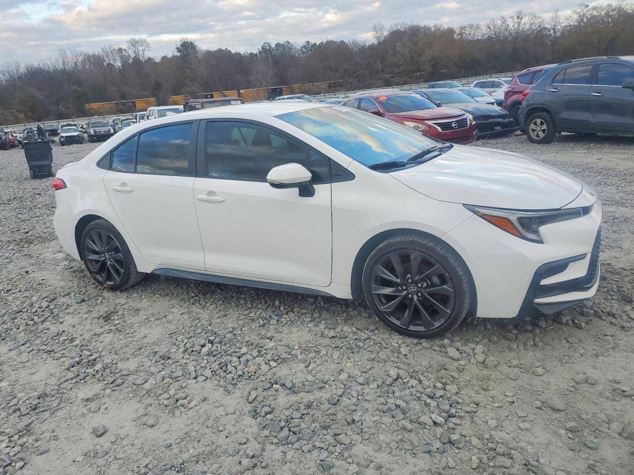 2024 TOYOTA COROLLA SE photo 4