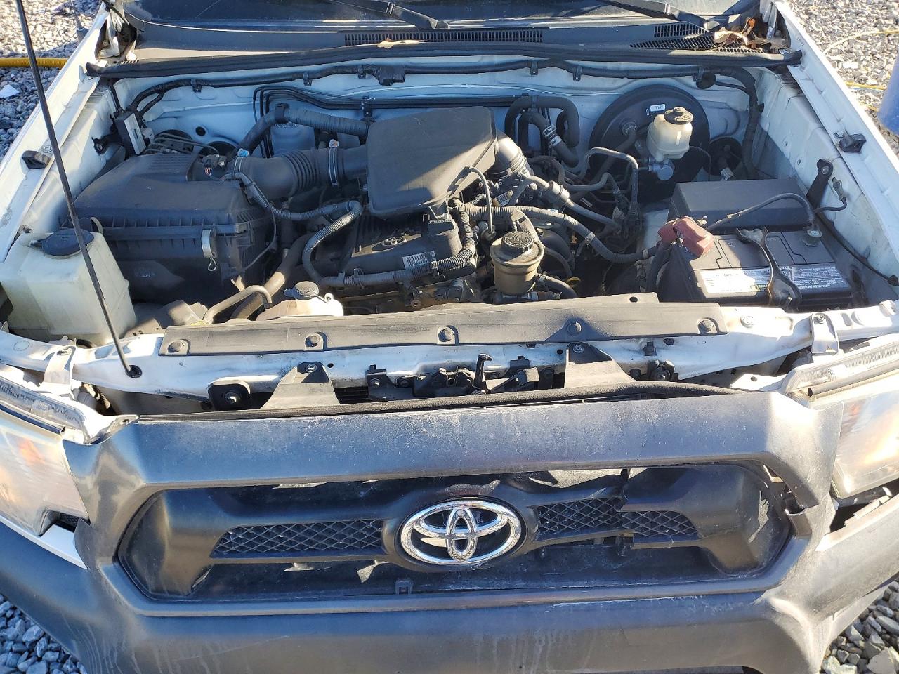 2013 TOYOTA TACOMA photo 11