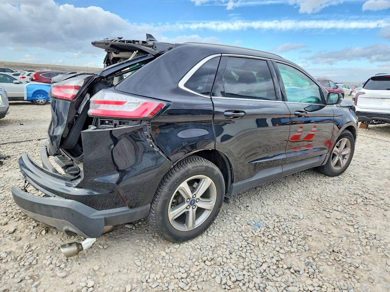 2019 FORD EDGE SEL photo 3