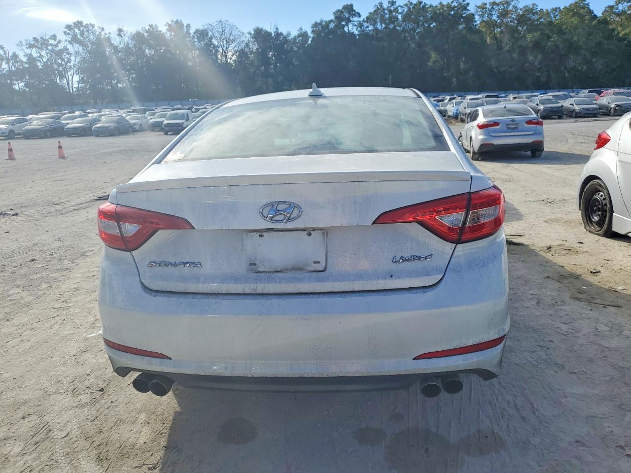 2015 HYUNDAI SONATA SPORT photo 6
