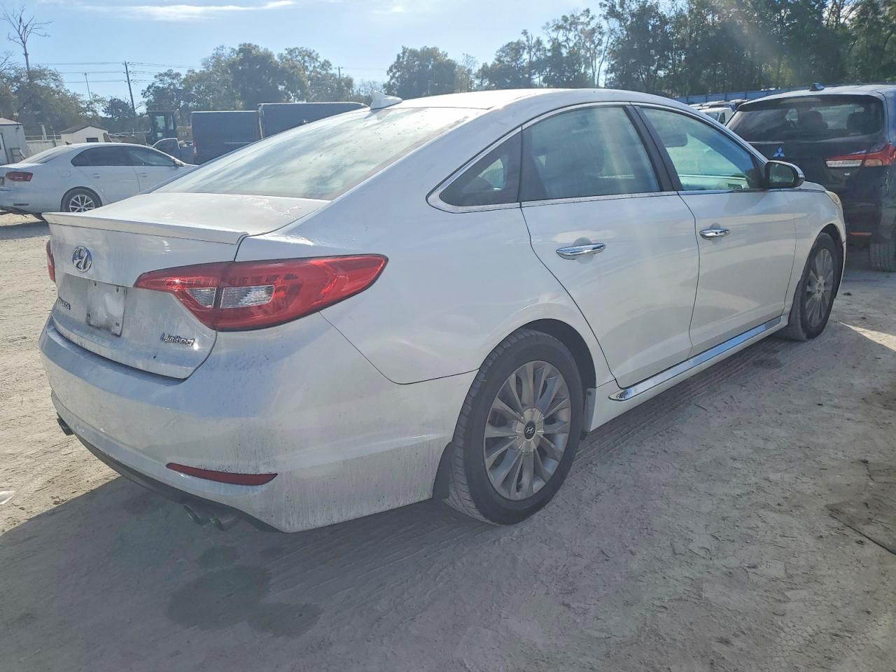 2015 HYUNDAI SONATA SPORT photo 3