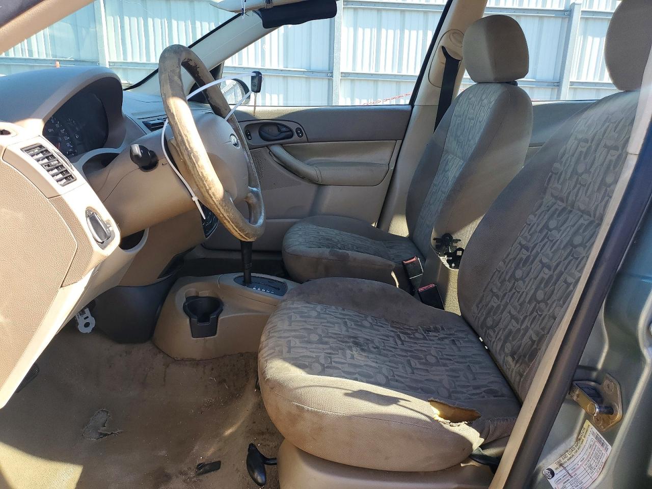 2005 FORD FOCUS ZX4 photo 7
