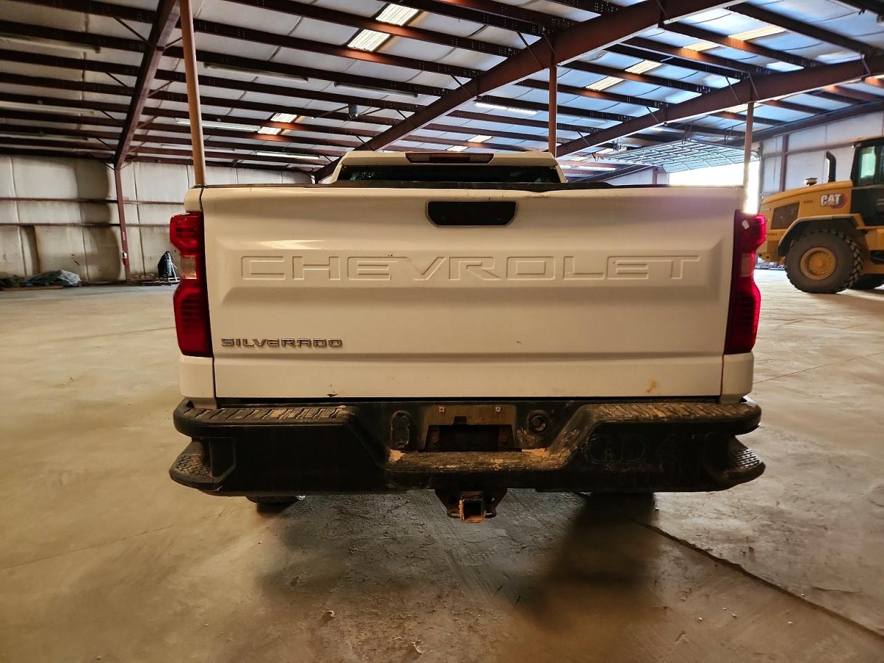 2020 CHEVROLET SILVERADO K1500 photo 6