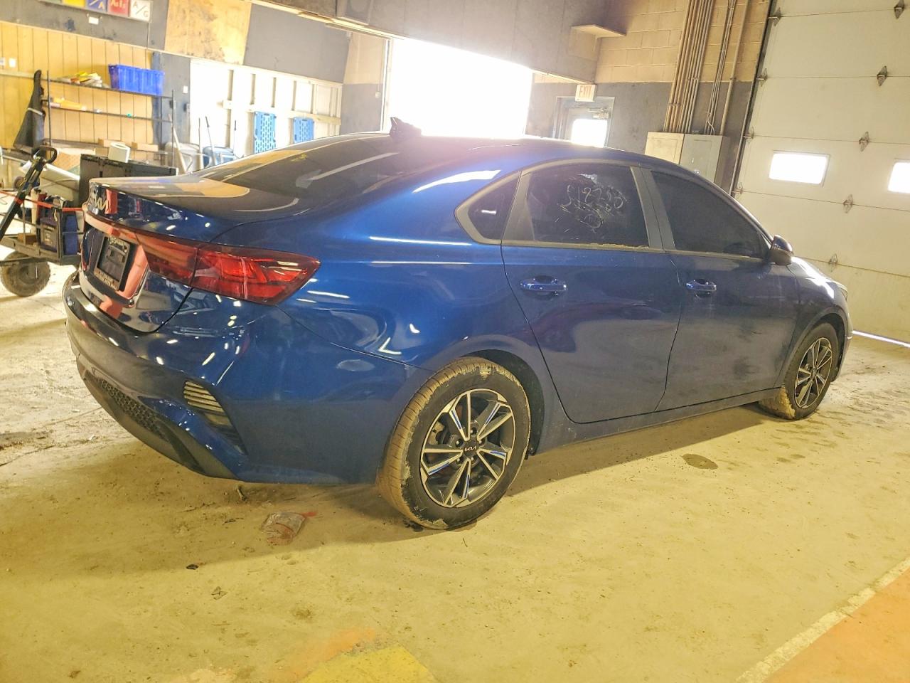 2023 KIA FORTE LXS photo 5