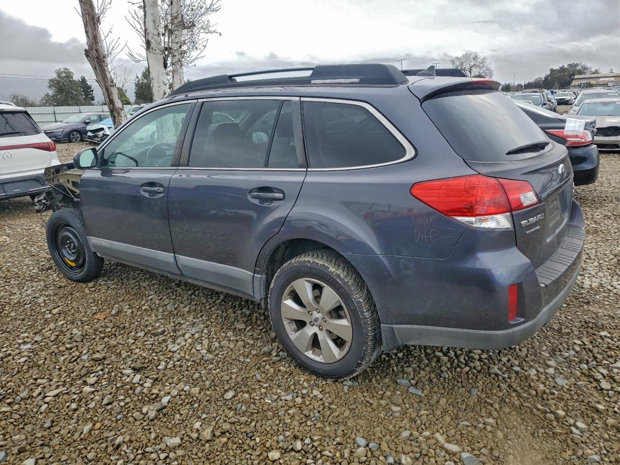 2012 SUBARU OUTBACK 3.6R LIMITED photo 2