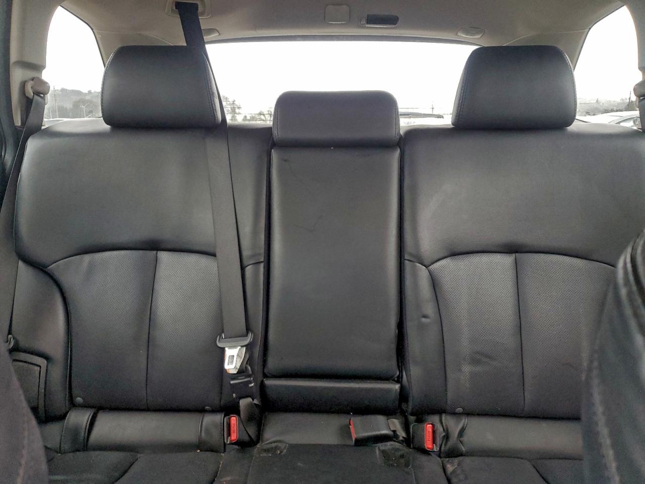 2012 SUBARU OUTBACK 3.6R LIMITED photo 10