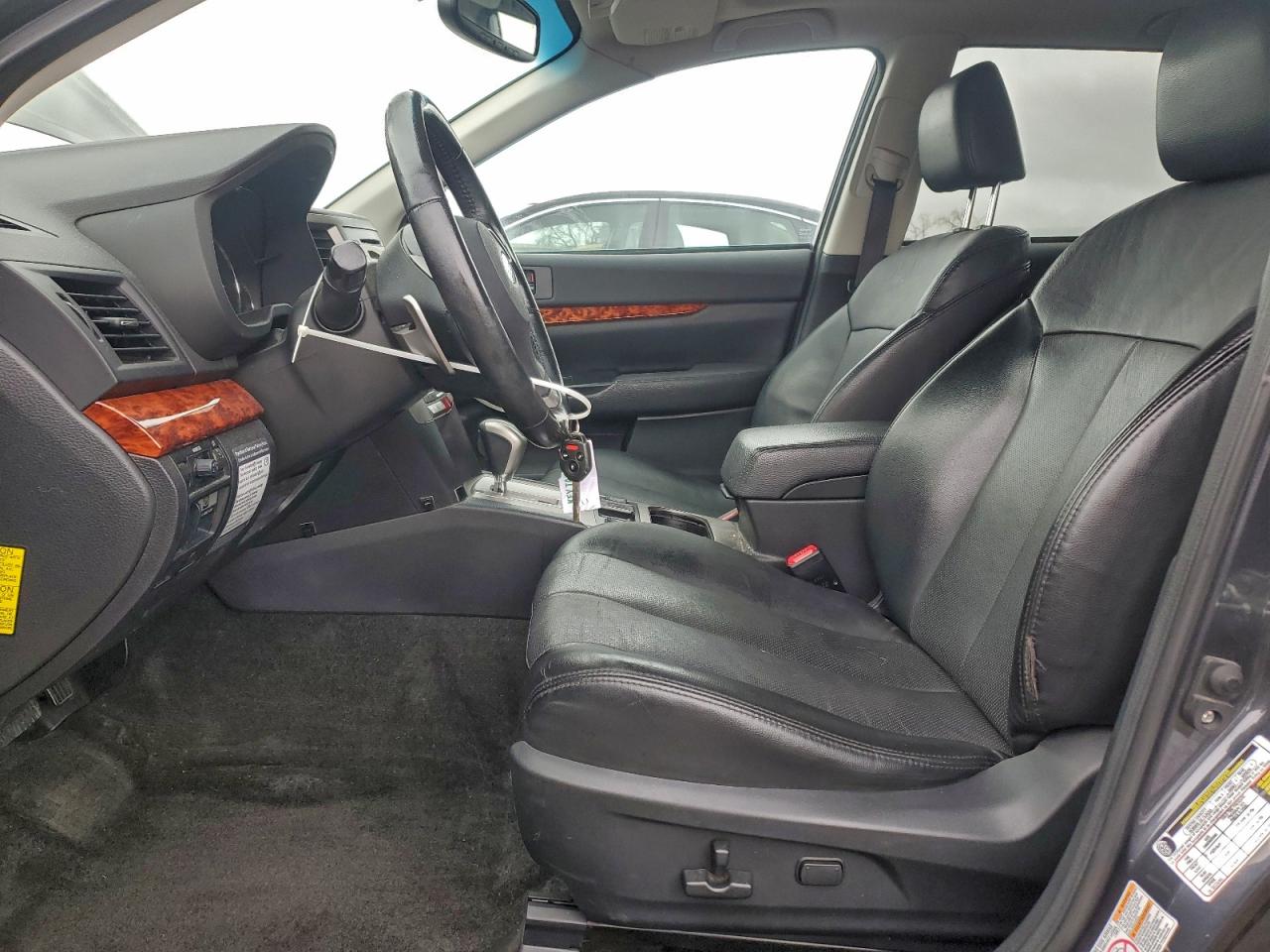 2012 SUBARU OUTBACK 3.6R LIMITED photo 7
