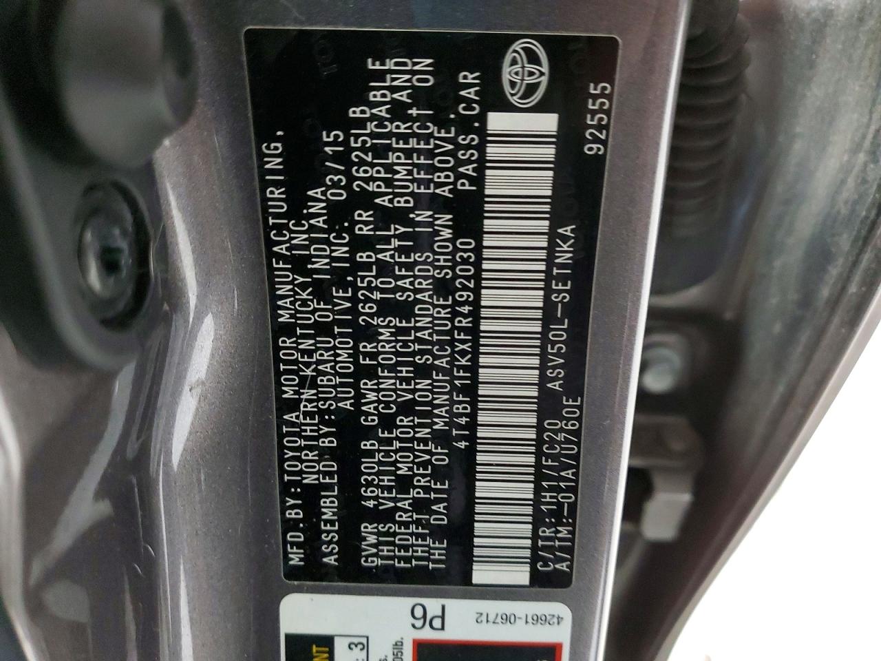 2015 TOYOTA CAMRY LE photo 13