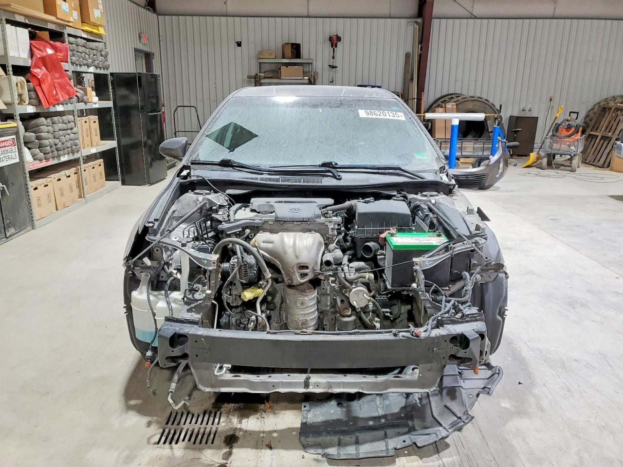2015 TOYOTA CAMRY LE photo 5
