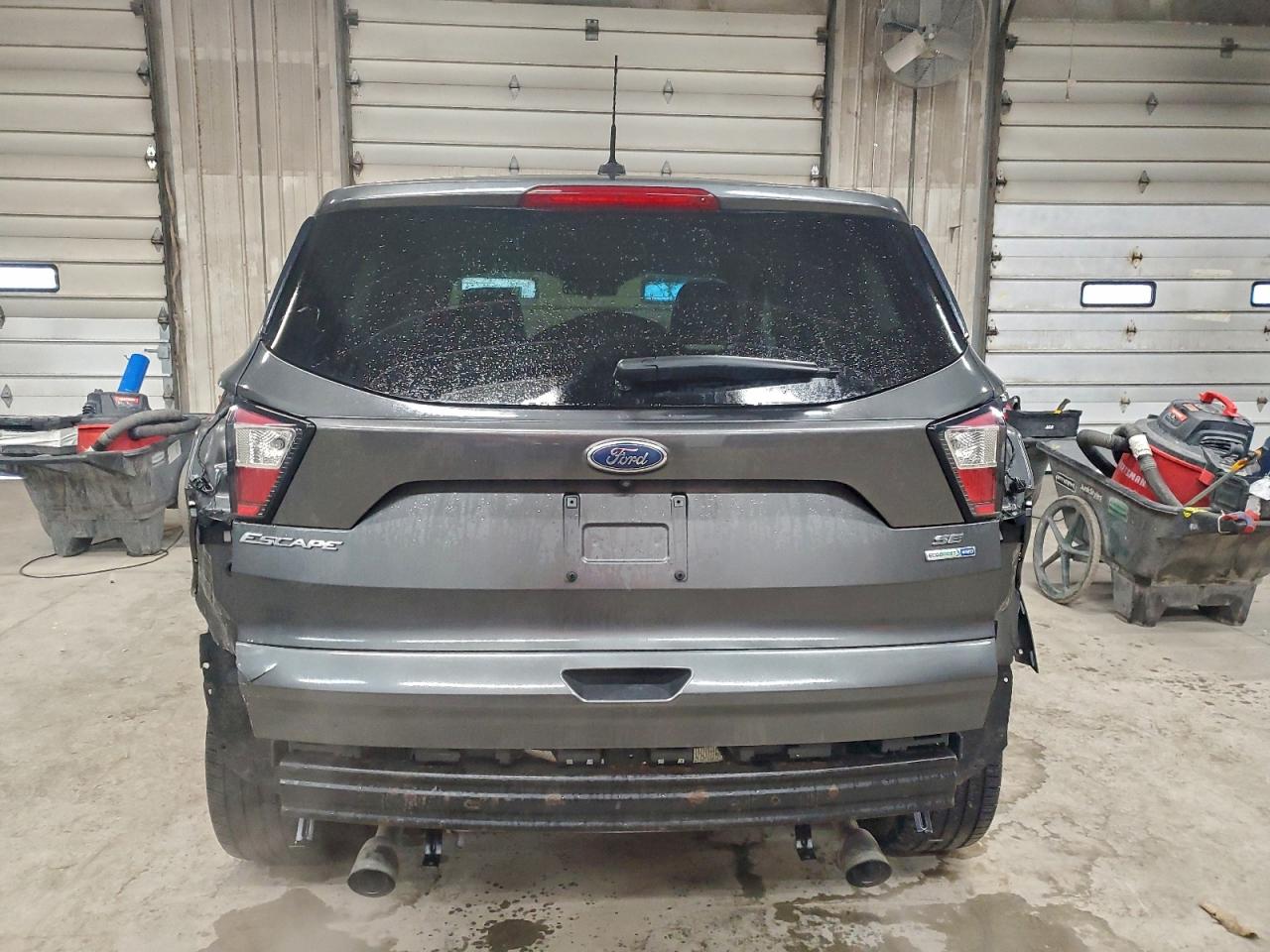 2017 FORD ESCAPE SE photo 6