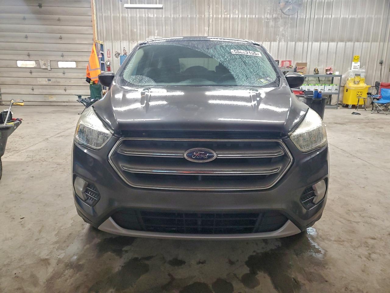 2017 FORD ESCAPE SE photo 5