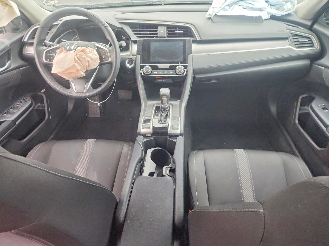 2017 HONDA CIVIC EX photo 8