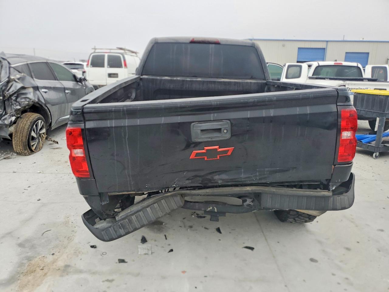 2018 CHEVROLET SILVERADO C1500 LT photo 6