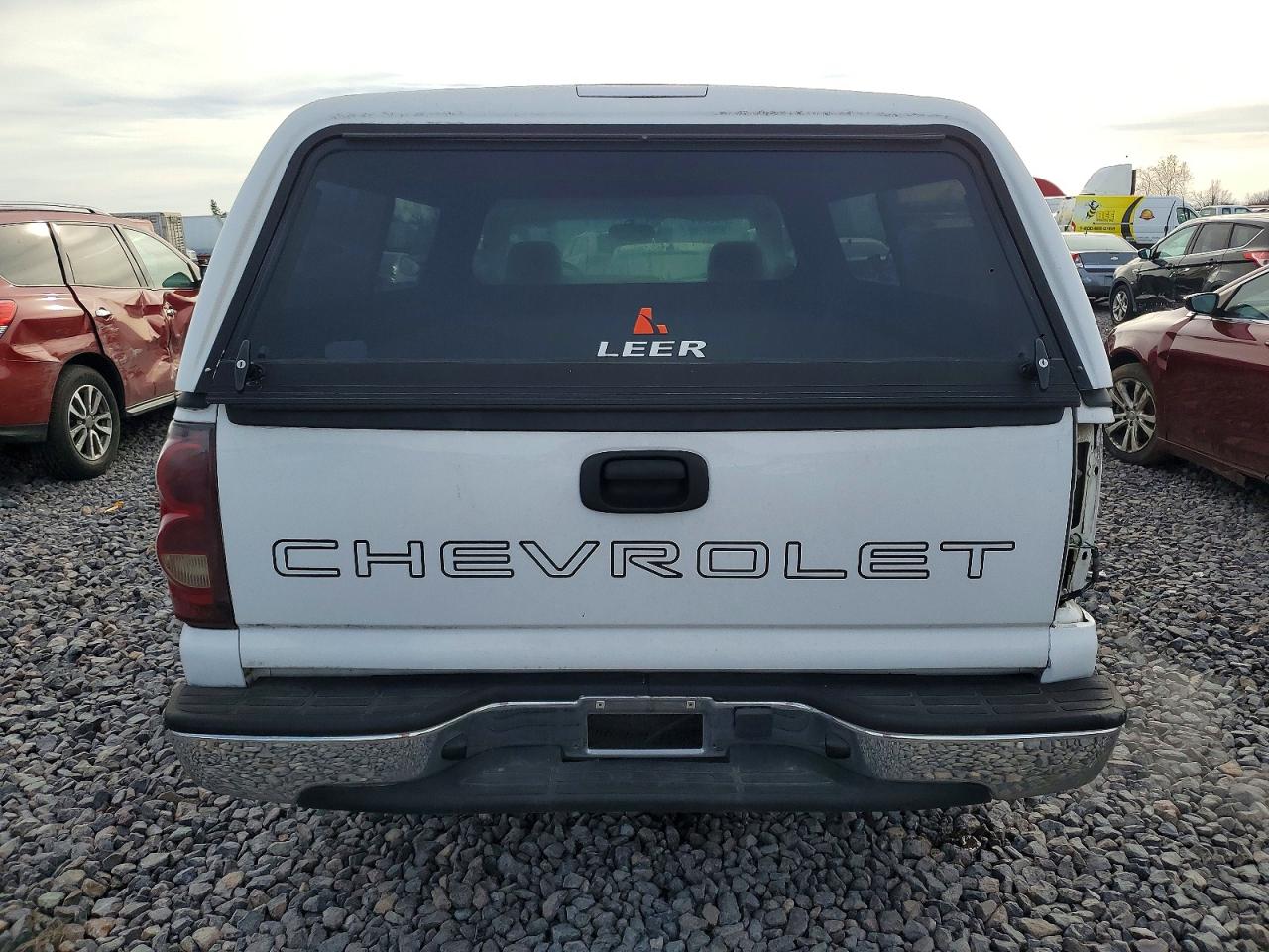 2003 CHEVROLET SILVERADO C1500 photo 6