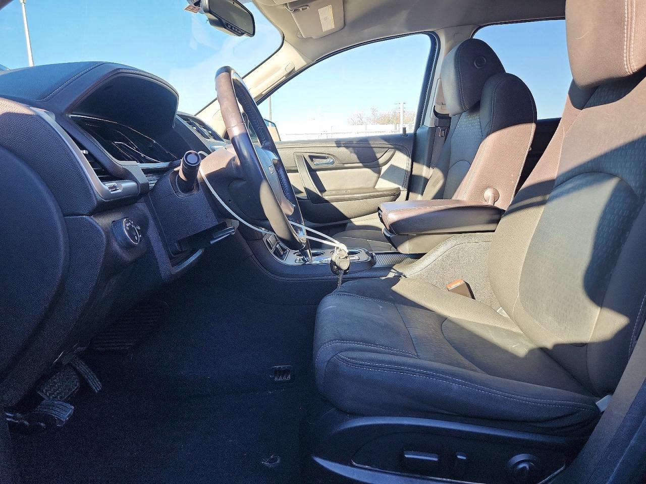 2015 GMC ACADIA SLE photo 7