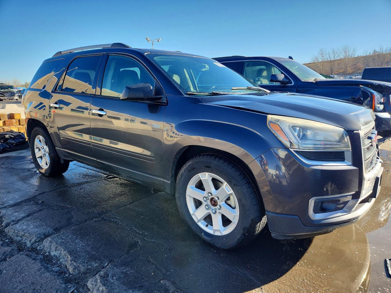 2015 GMC ACADIA SLE photo 4