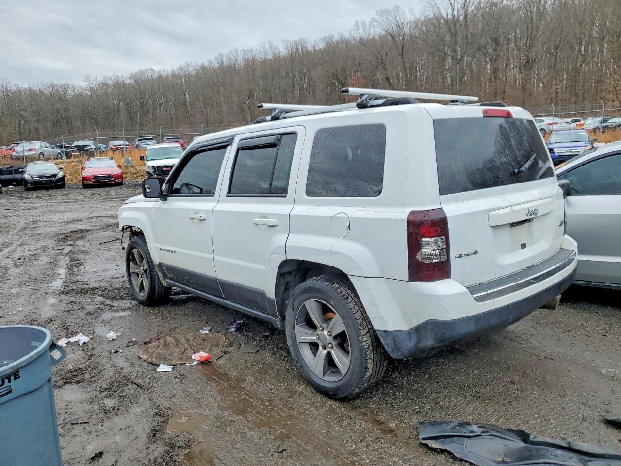 2017 JEEP PATRIOT LATITUDE photo 2