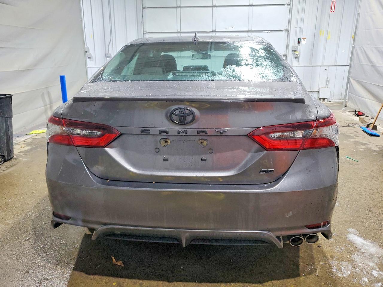 2021 TOYOTA CAMRY SE photo 11
